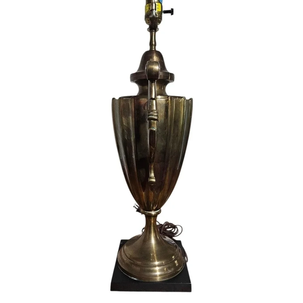 Vintage Chapman Hollywood Regency Brass Trophy Urn Table Lamp Neoclassical MCM